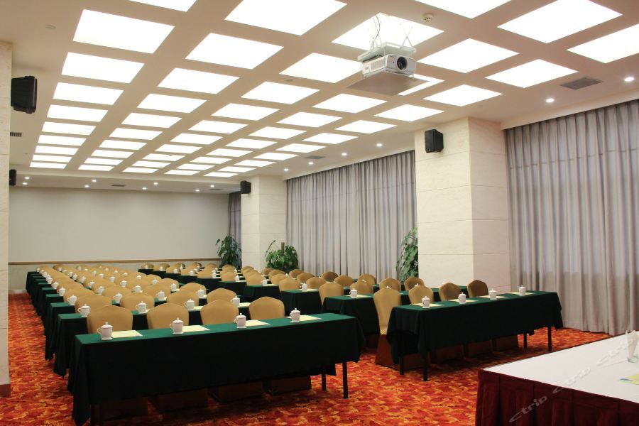 Отель Ming Wah International Convention Centre Шэньчжэнь Экстерьер фото